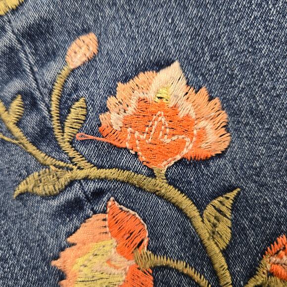 DG2 by Diane Gilman Women's Jeans Boho Floral Embroidered size 8 Petite - Picture 10 of 16